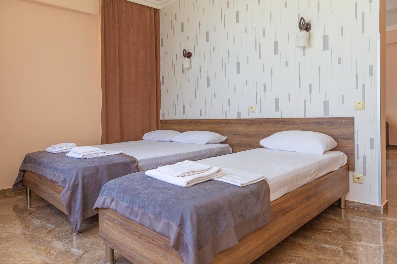 Samni Hotel Ureki Εξωτερικό φωτογραφία