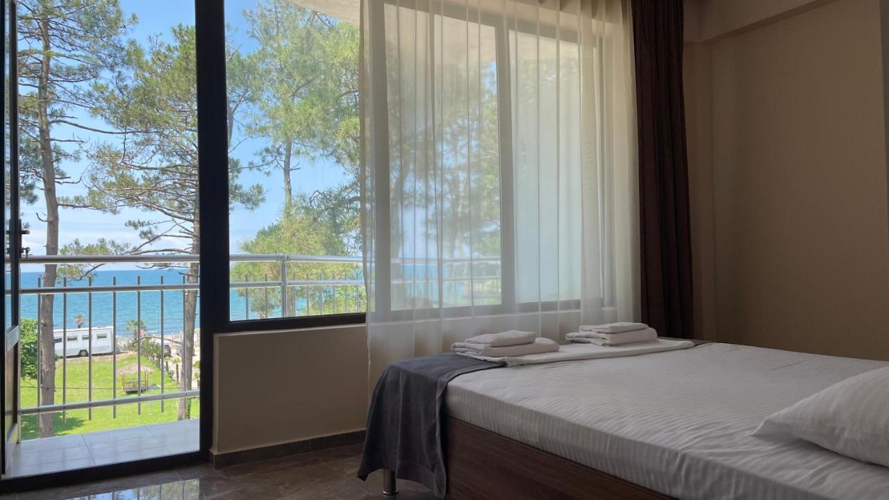 Samni Hotel Ureki Εξωτερικό φωτογραφία