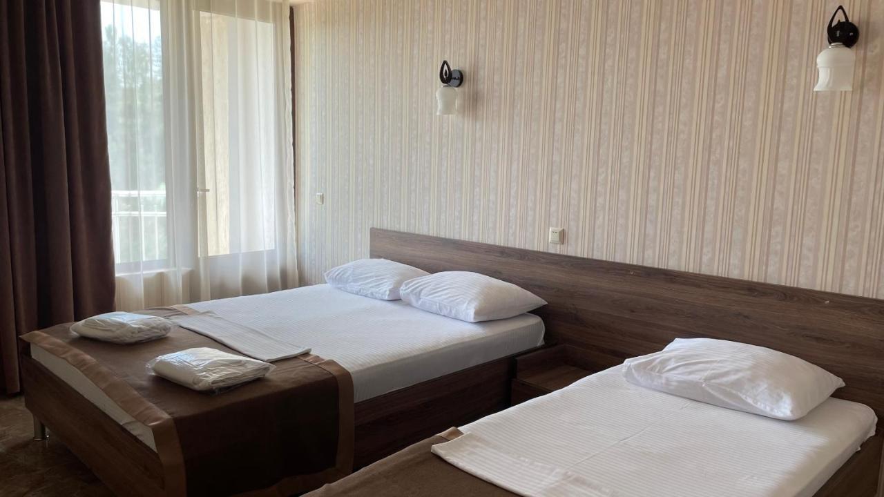 Samni Hotel Ureki Εξωτερικό φωτογραφία