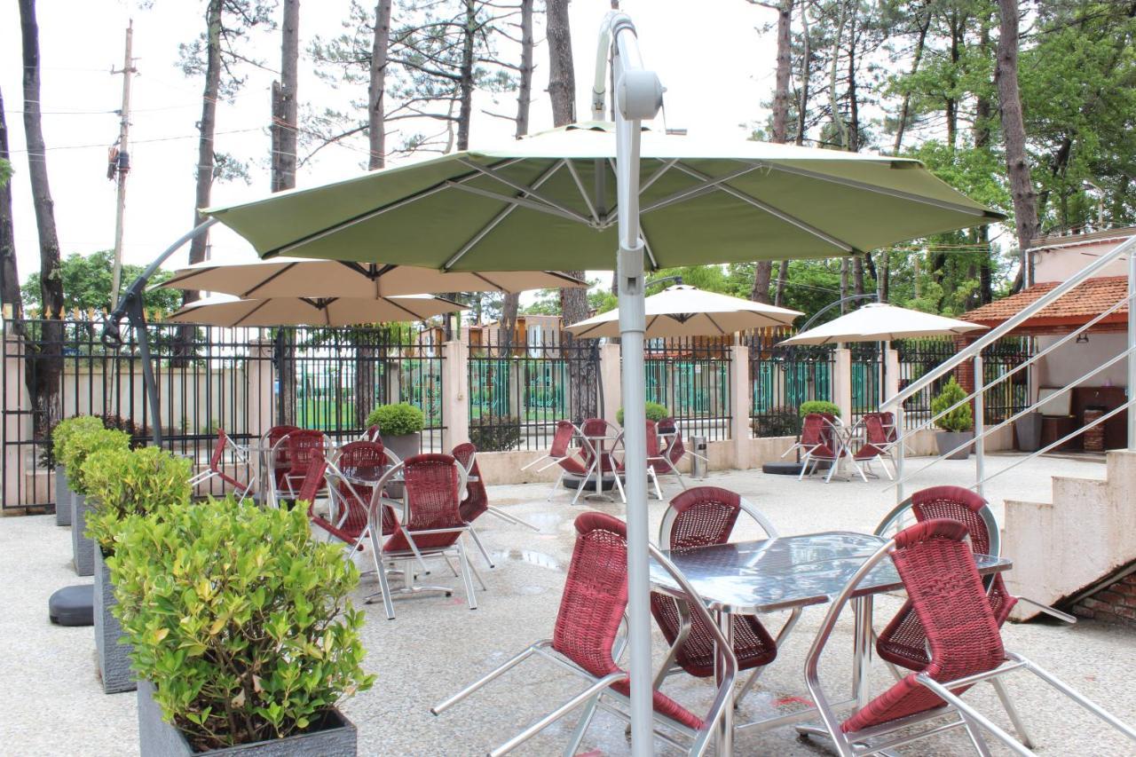 Samni Hotel Ureki Εξωτερικό φωτογραφία