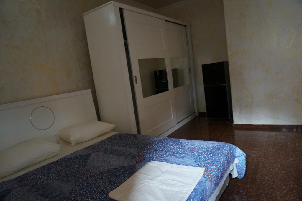 Samni Hotel Ureki Δωμάτιο φωτογραφία