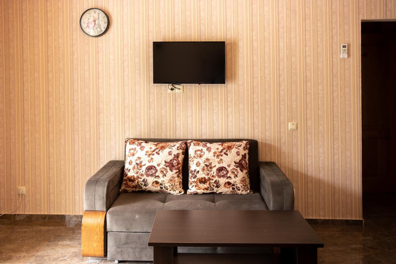Samni Hotel Ureki Εξωτερικό φωτογραφία